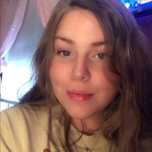 Meet your Posher, Hailey